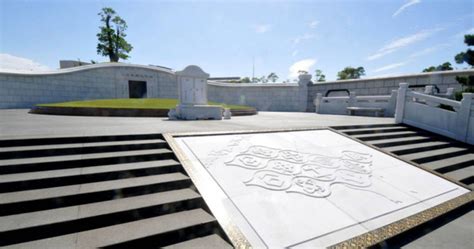 王永慶墓園|王永慶墓園「單墓穴」 長永開發：合葬違背王永慶遺願